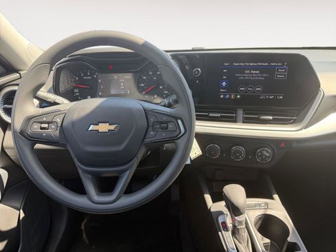 New 2026 Chevrolet Trax LS image 13