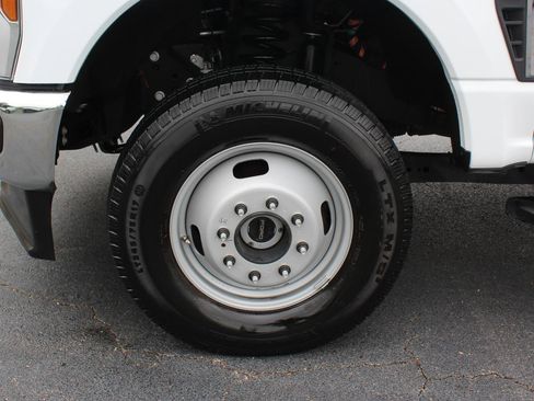 Used 2025 Ford F350 XL w/ XL Chrome Package AWD/4WD image 51