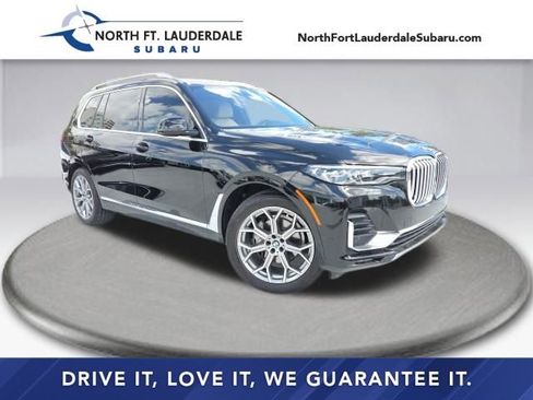 Used 2022 BMW X7 xDrive40i w/ Premium Package image 1