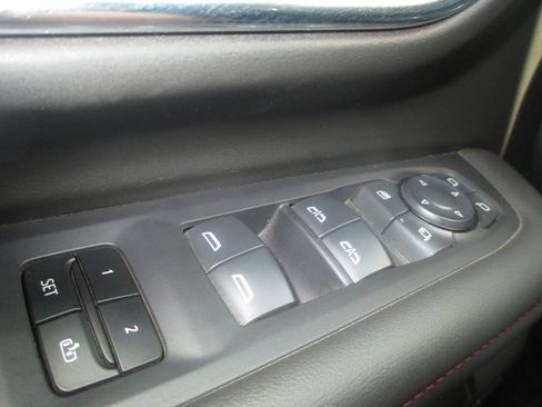 Used 2024 Chevrolet Tahoe RST w/ Luxury Package AWD/4WD image 31