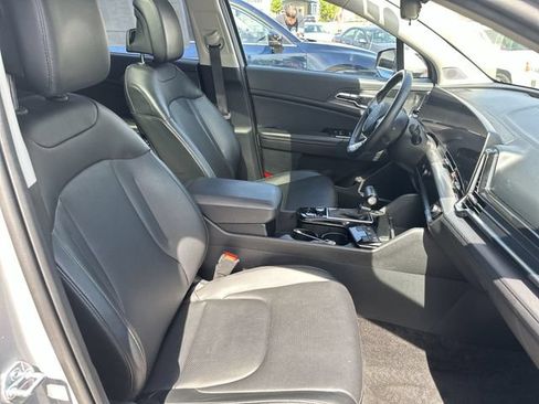 Certified 2023 Kia Sportage SX AWD/4WD image 28