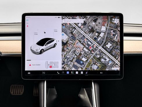 Used 2018 Tesla Model 3 Long Range AWD/4WD image 9