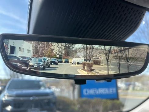 New 2027 Chevrolet Bolt RS w/ Technology Package FWD image 31