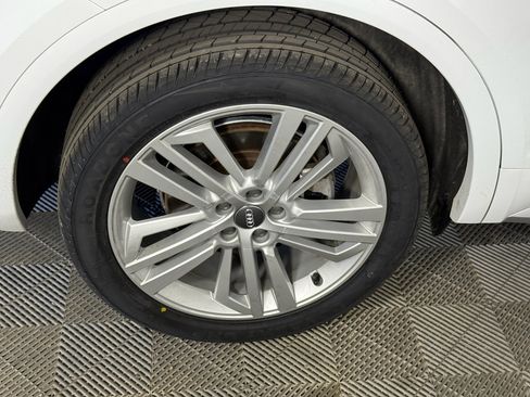 Used 2019 Audi Q5 Premium Plus image 10