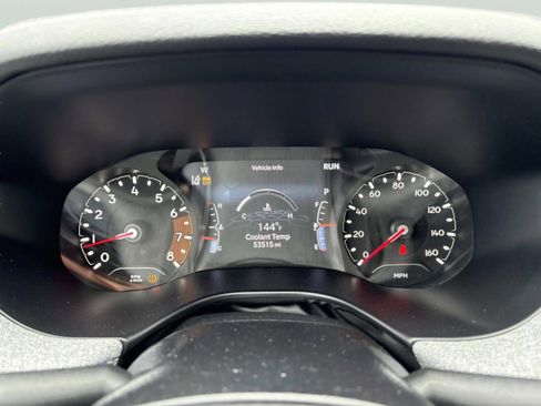 Used 2024 Jeep Compass Latitude w/ Altitude Special Edition image 35