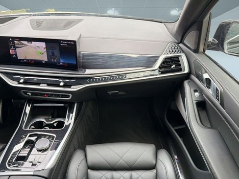 Certified 2023 BMW X7 xDrive40i w/ M Sport Package AWD/4WD image 29