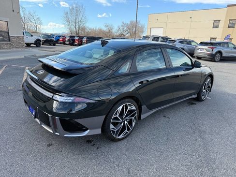 Used 2024 Hyundai Ioniq 6 SEL image 7