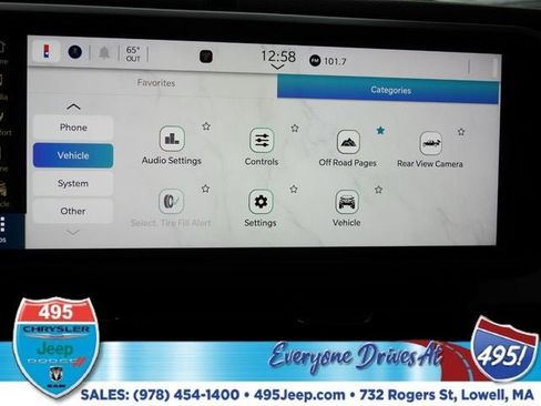 New 2025 Jeep Gladiator Sport image 28