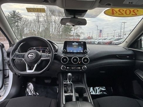 Used 2024 Nissan Sentra SV w/ All-Weather Package image 17