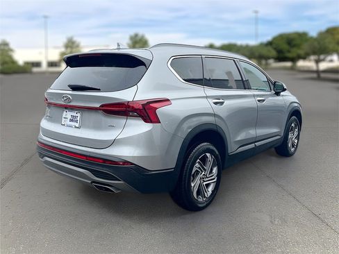 Used 2023 Hyundai Santa Fe SEL image 7