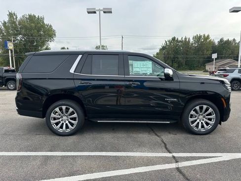 New 2025 Chevrolet Tahoe Premier w/ Sun And Tow Package AWD/4WD image 6