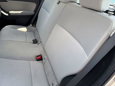Used 2015 Subaru Forester 2.5i w/ Alloy Wheel Package AWD/4WD image 10