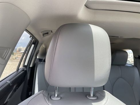Used 2021 Toyota Highlander Limited AWD/4WD image 38