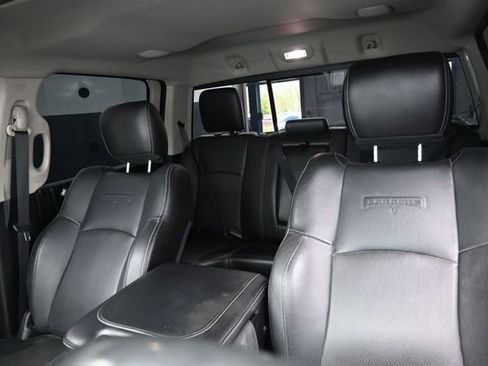 Used 2016 RAM 1500 Laramie w/ Convenience Group AWD/4WD image 16