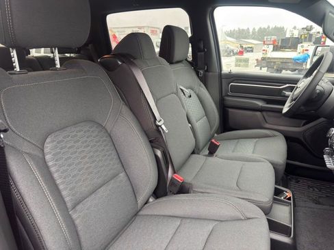 New 2026 RAM 1500 Big Horn AWD/4WD image 32