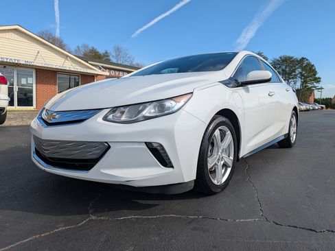 Used 2019 Chevrolet Volt LT w/ Power Convenience Package image 2