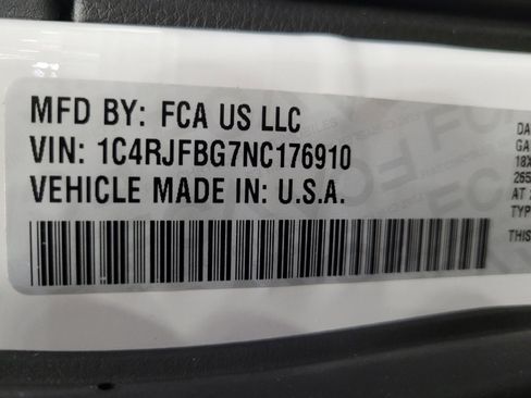Used 2022 Jeep Grand Cherokee Limited AWD/4WD image 33