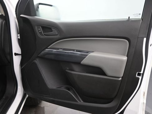 Used 2016 Chevrolet Colorado W/T image 18