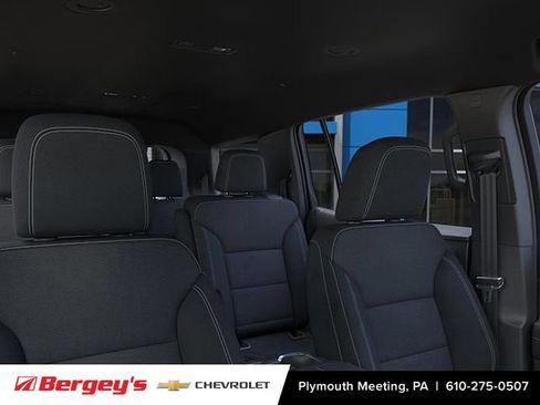 New 2025 Chevrolet Traverse LT w/ Driver Confidence Package image 28