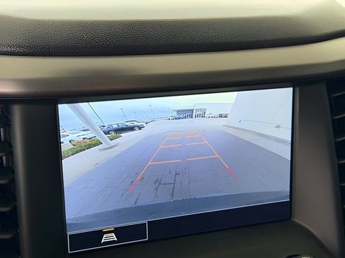 Used 2022 GMC Acadia AT4 image 27