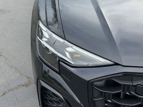 New 2026 Audi SQ8 Prestige image 5