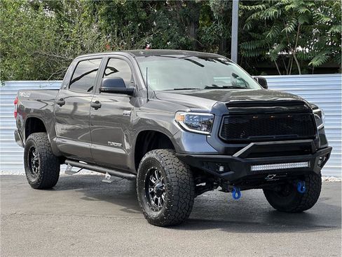 Used 2016 Toyota Tundra SR5 w/ TRD Off Road Package AWD/4WD image 8