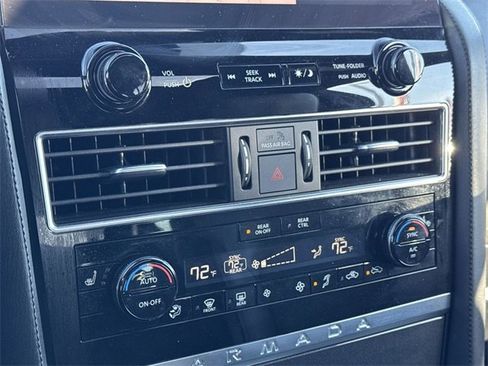 Used 2023 Nissan Armada SL w/ Midnight Edition Package image 22