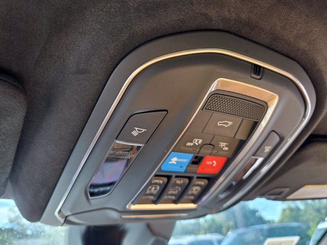 Used 2025 Jeep Grand Cherokee L Summit AWD/4WD image 37