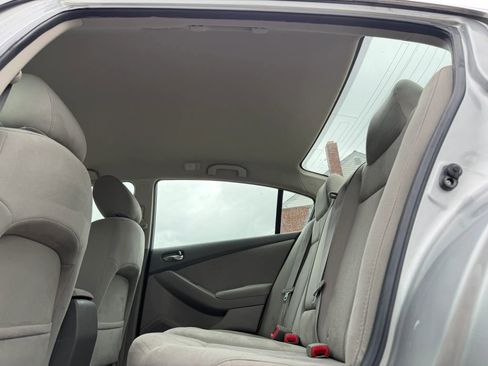 Used 2011 Nissan Altima 2.5 S w/ Special Edition Pkg image 30