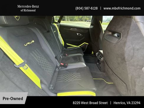 Used 2024 Lamborghini Urus Performante AWD/4WD image 16