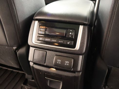 Used 2021 Subaru Ascent Limited w/ Technology Package image 17