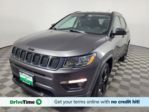 Used 2021 Jeep Compass Latitude FWD image 1