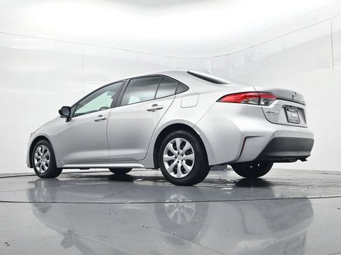 Used 2024 Toyota Corolla LE FWD image 40