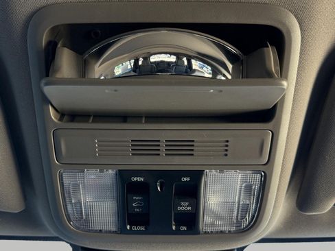 Used 2022 Honda Odyssey EX-L image 45