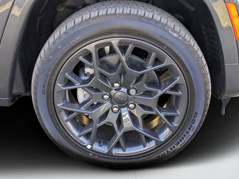 New 2025 Jeep Grand Cherokee L Summit w/ Advanced Protech Group IV image 9