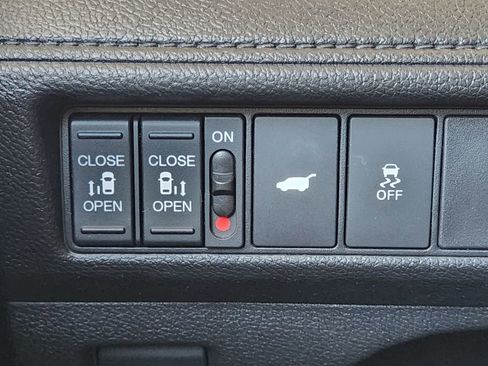 Certified 2025 Honda Odyssey Sport-L image 21