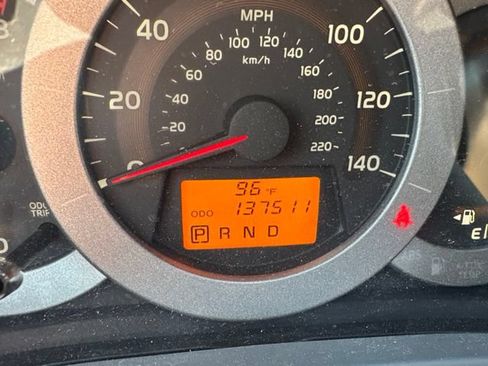 Used 2011 Toyota RAV4 2WD w/ Upgrade Value Pkg image 12