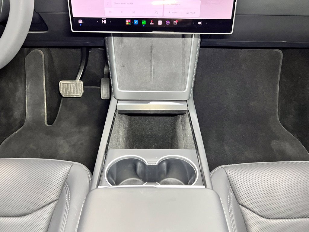 Used 2026 Tesla Model Y Long Range AWD/4WD image 13