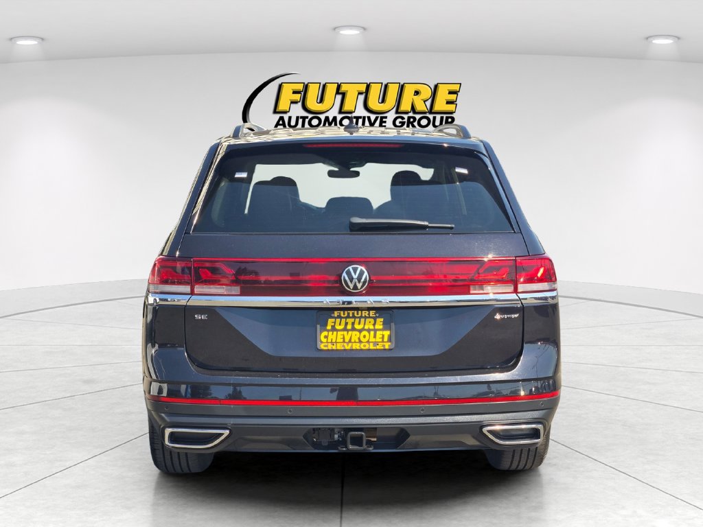Used 2025 Volkswagen Atlas SE AWD/4WD image 5