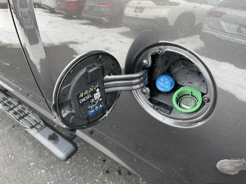 Used 2023 RAM 2500 Laramie w/ Night Edition image 65