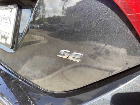 Used 2018 Toyota Corolla SE image 49