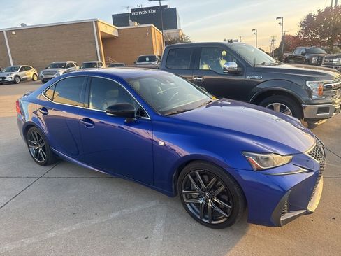 Used 2020 Lexus IS 300 F Sport image 4