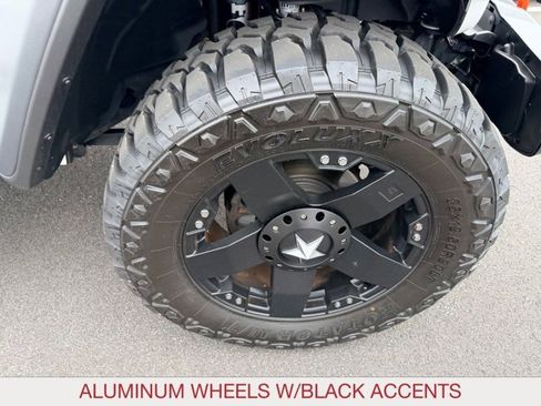 Certified 2021 Jeep Gladiator Mojave image 8