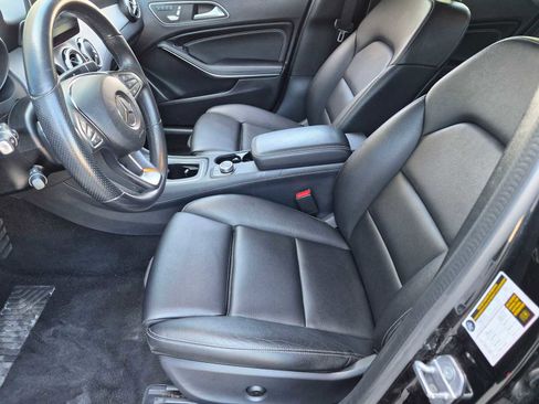 Used 2020 Mercedes-Benz GLA 250 4MATIC image 14