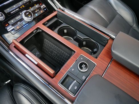 Used 2023 Lincoln Navigator L Reserve AWD/4WD image 22