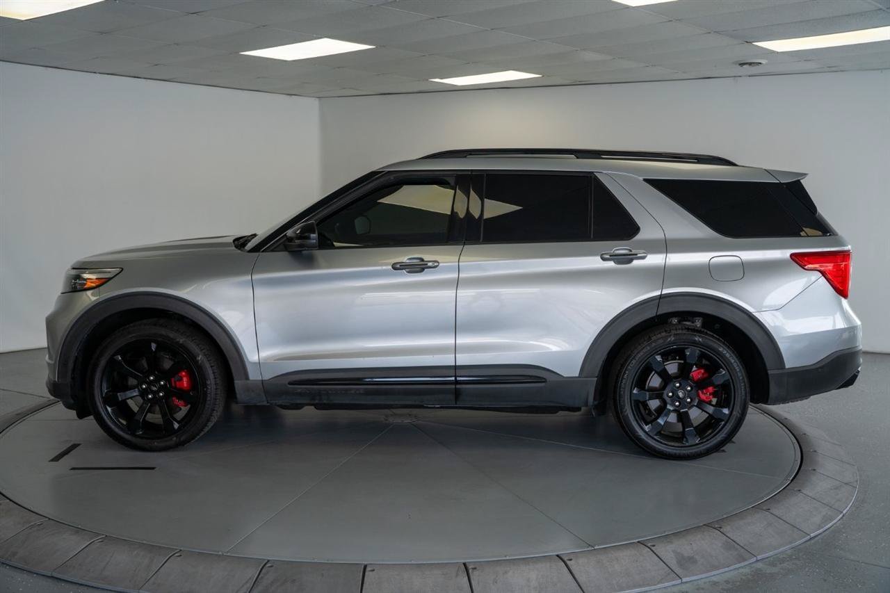 Used 2020 Ford Explorer ST w/ ST Street Pack AWD/4WD image 4