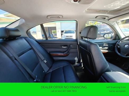 Used 2011 BMW 328i xDrive Sedan image 15