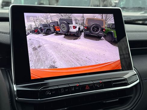 New 2026 Jeep Compass Limited image 27