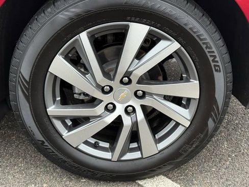 Used 2023 Chevrolet Equinox Premier image 39