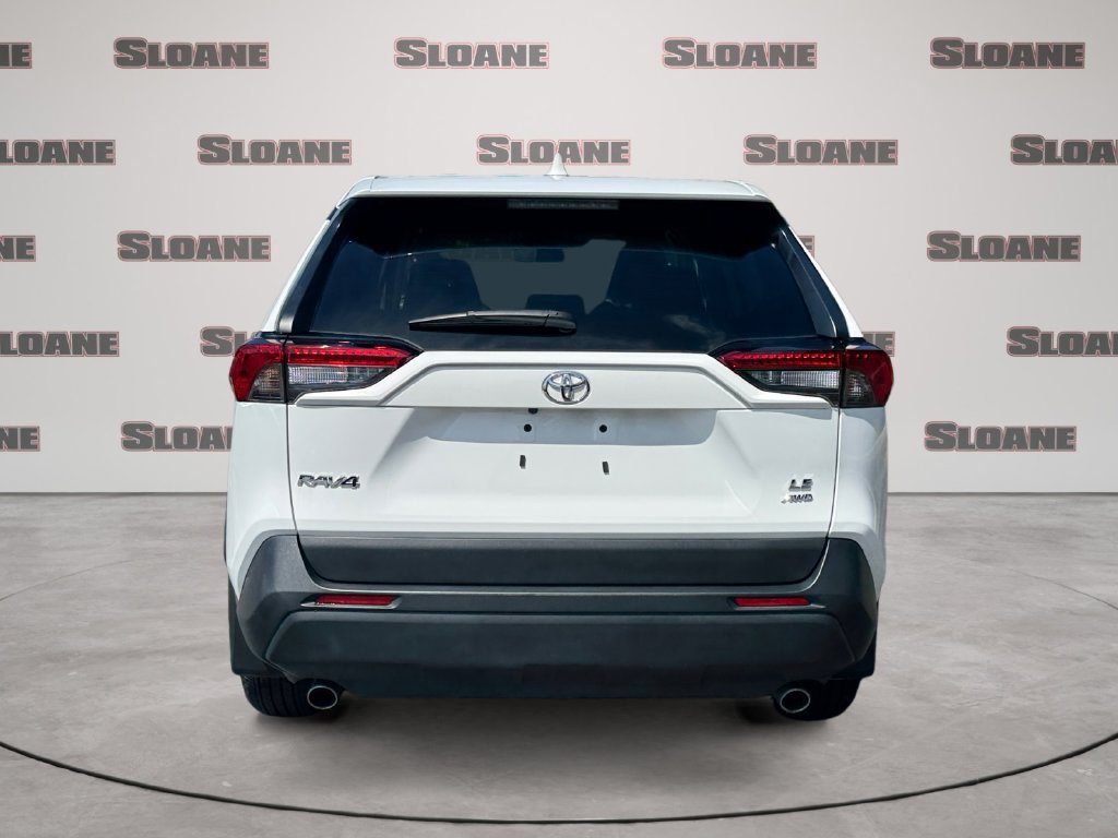 Used 2025 Toyota RAV4 LE AWD/4WD image 4